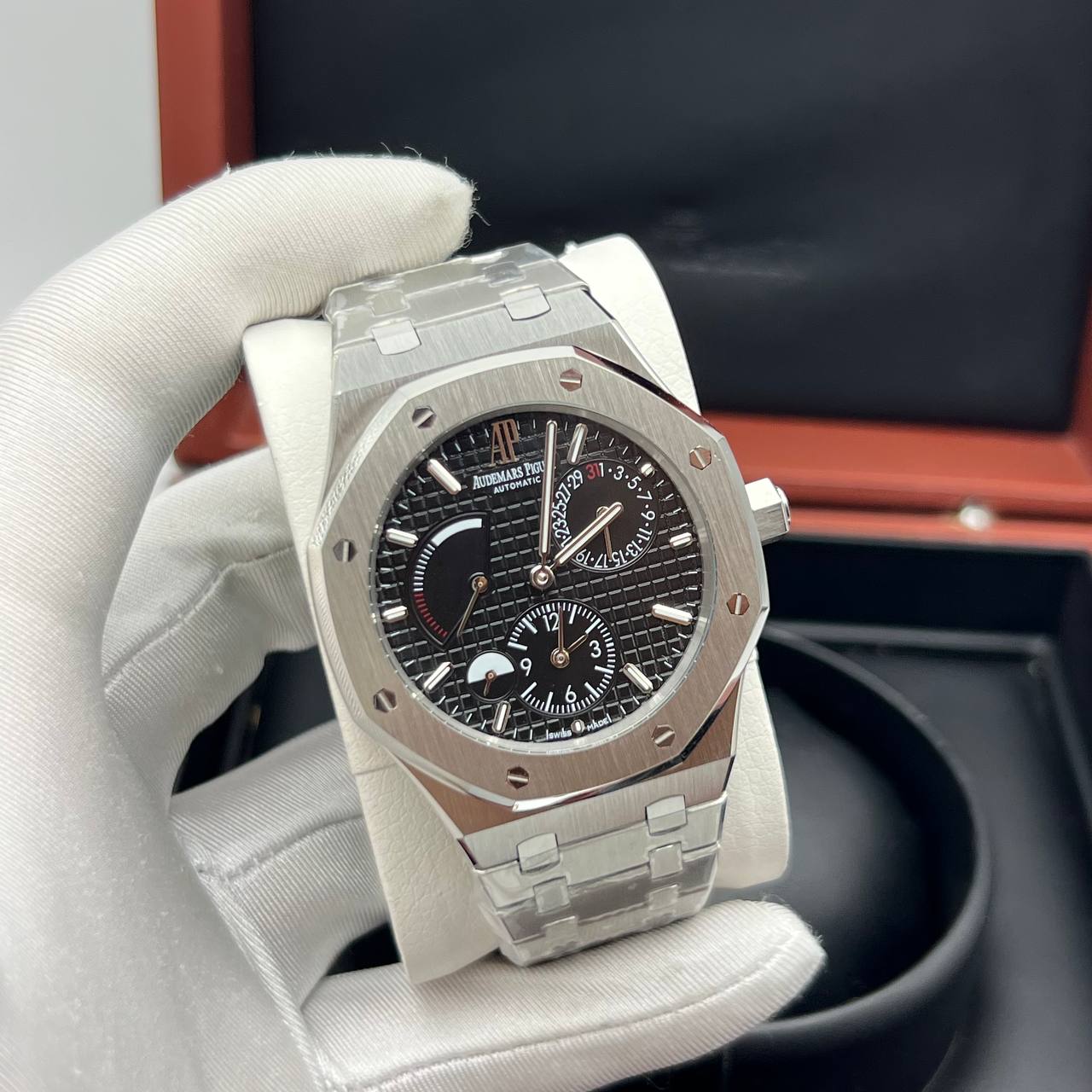 Audemars Piguet - Royal Oak Dual Time