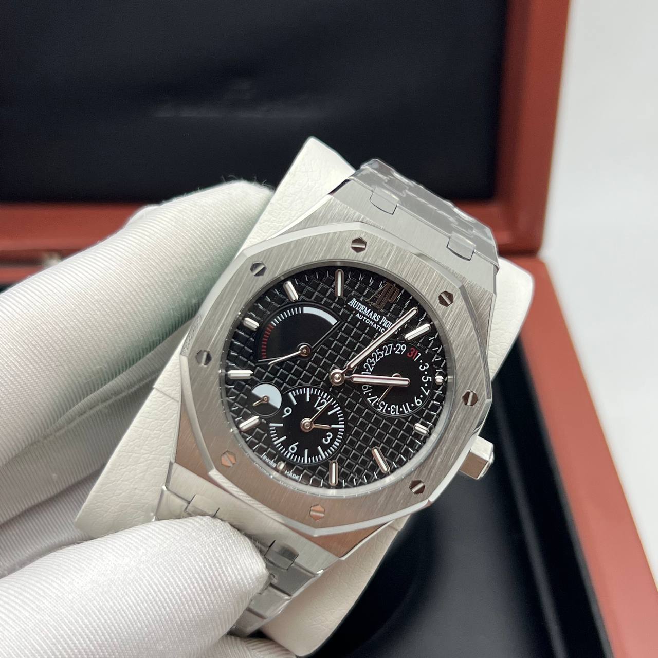 Audemars Piguet - Royal Oak Dual Time (0045)