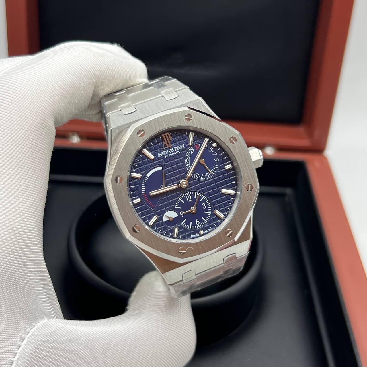 Audemars Piguet - Royal Oak Dual Time (0045.2)