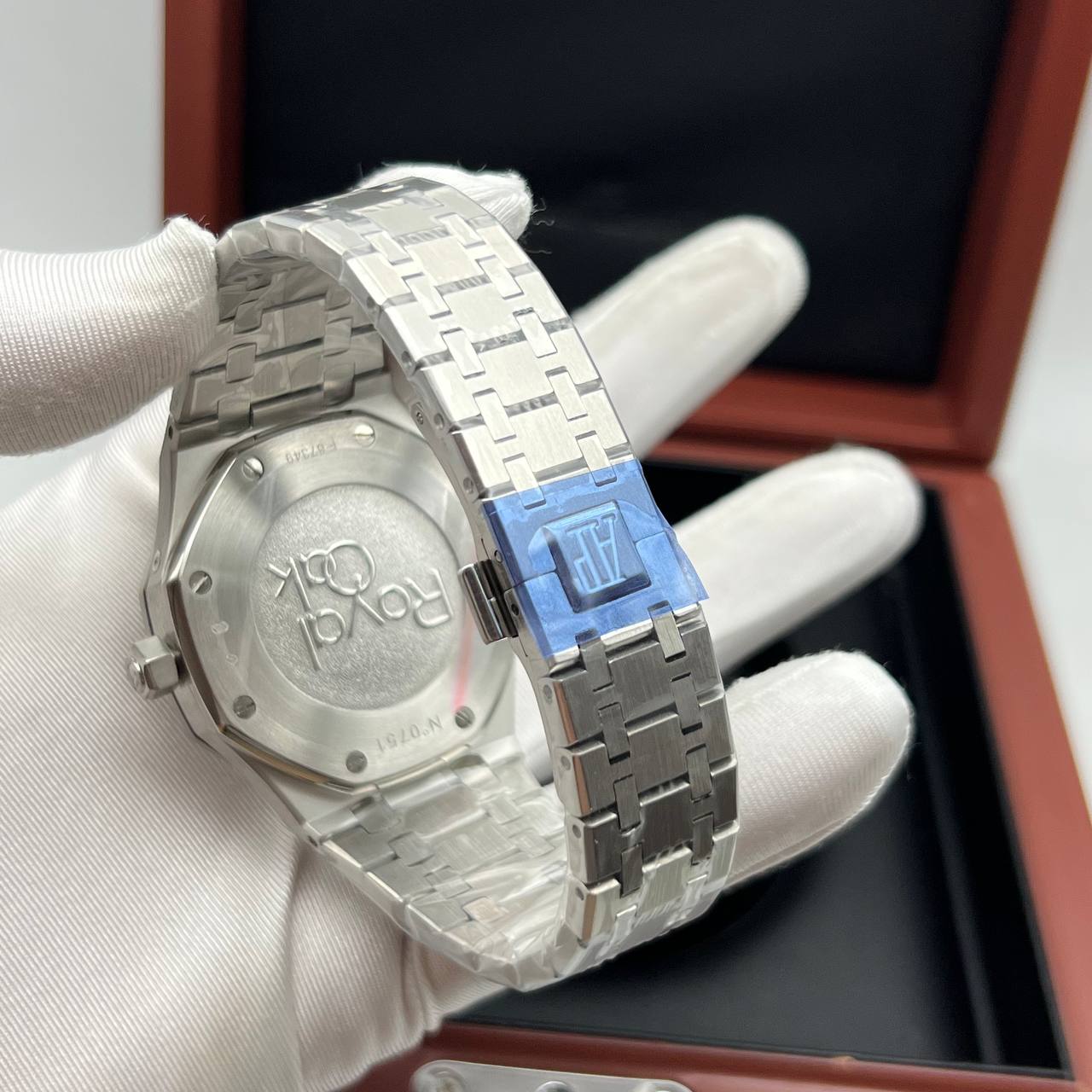 Audemars Piguet - Royal Oak Dual Time (0045.2)