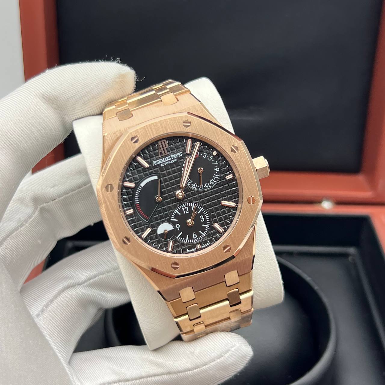 Audemars Piguet - Royal Oak Dual Time (0046)